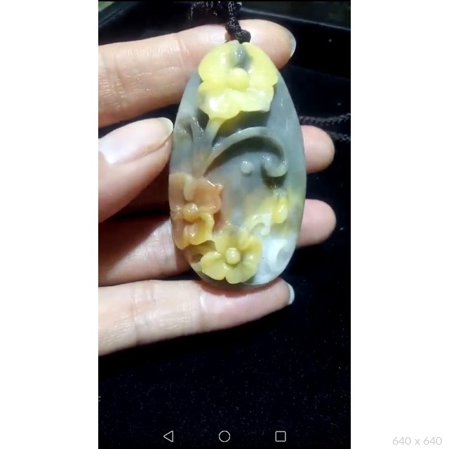 新疆金丝玉花彩玉