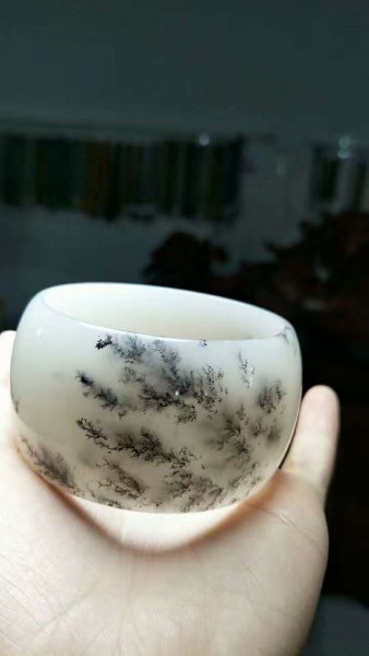 佘太玉石水草手镯