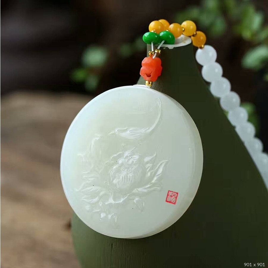 天然和田玉牡丹圆牌吊坠 - 石馆 - 国石网