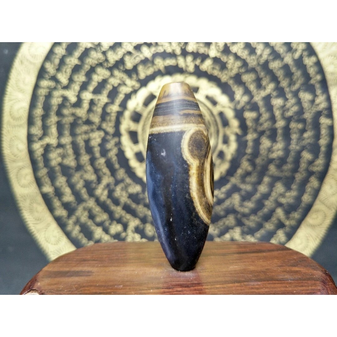 九眼石页岩蒙天珠50*18亚光