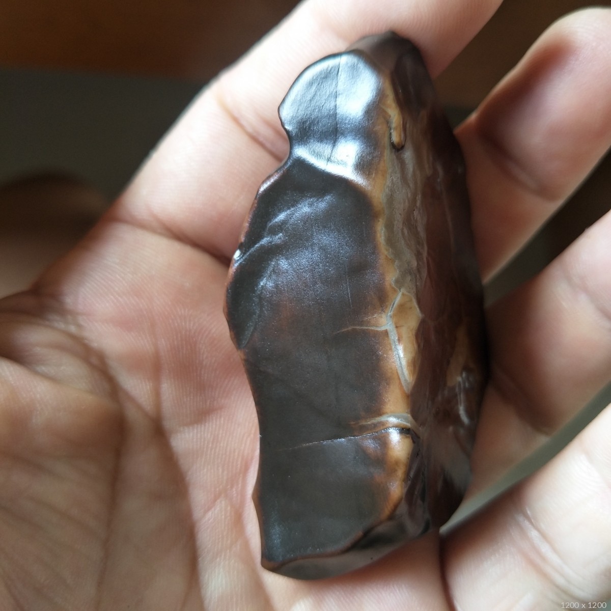 戈壁老皮石手玩