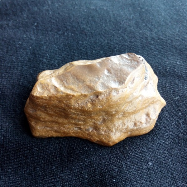 哈密黄泥石原石