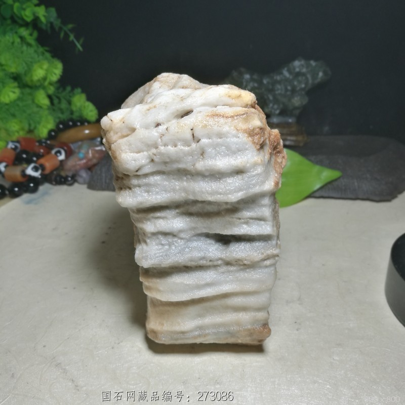 罗布泊青花戈壁料摆件