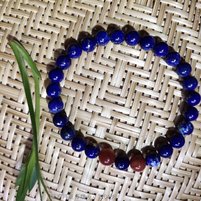 南红配千金石手串