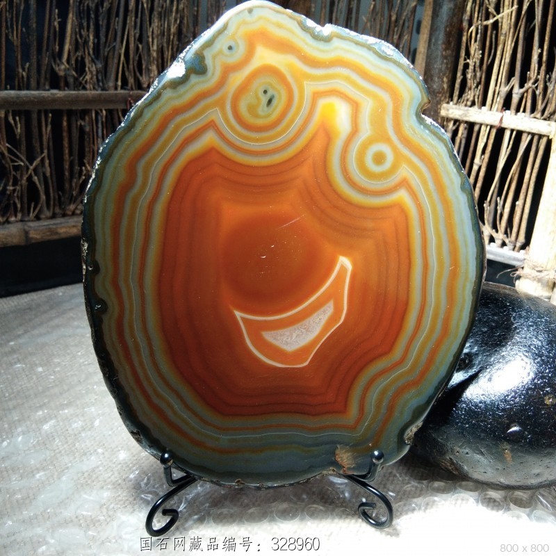 精品天然原色巴西玛瑙切片"熊二"摆件(金奖)