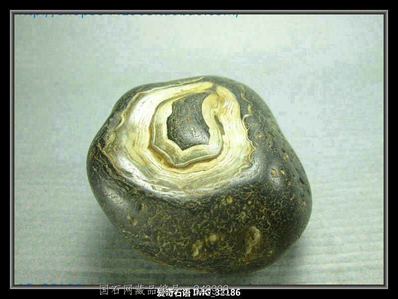马料	32183	马达加斯加冰彩玛瑙原石	400	净石尺寸(CM)	6-	8	-	4