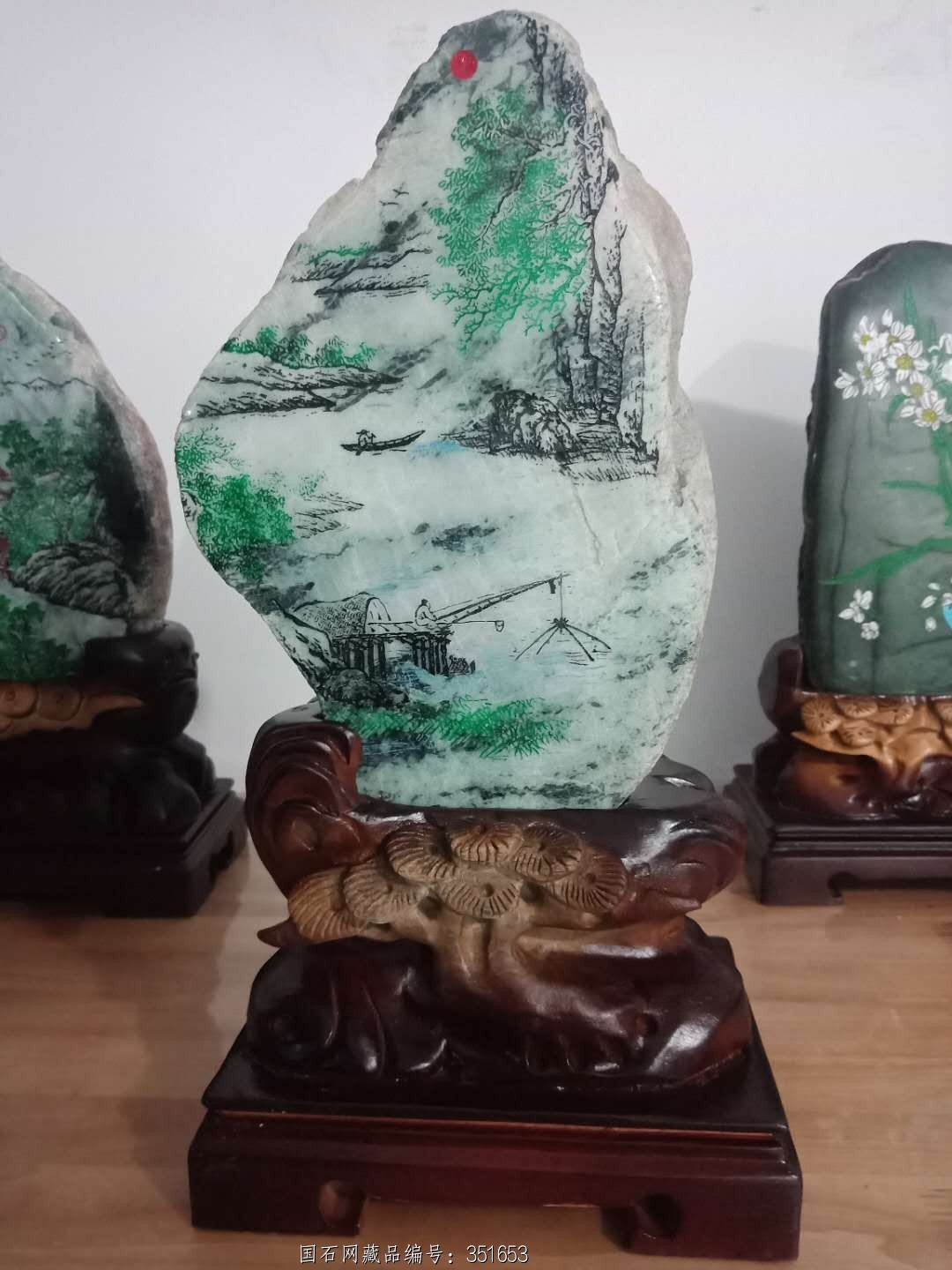 A货缅甸翡翠原石雕刻摆件